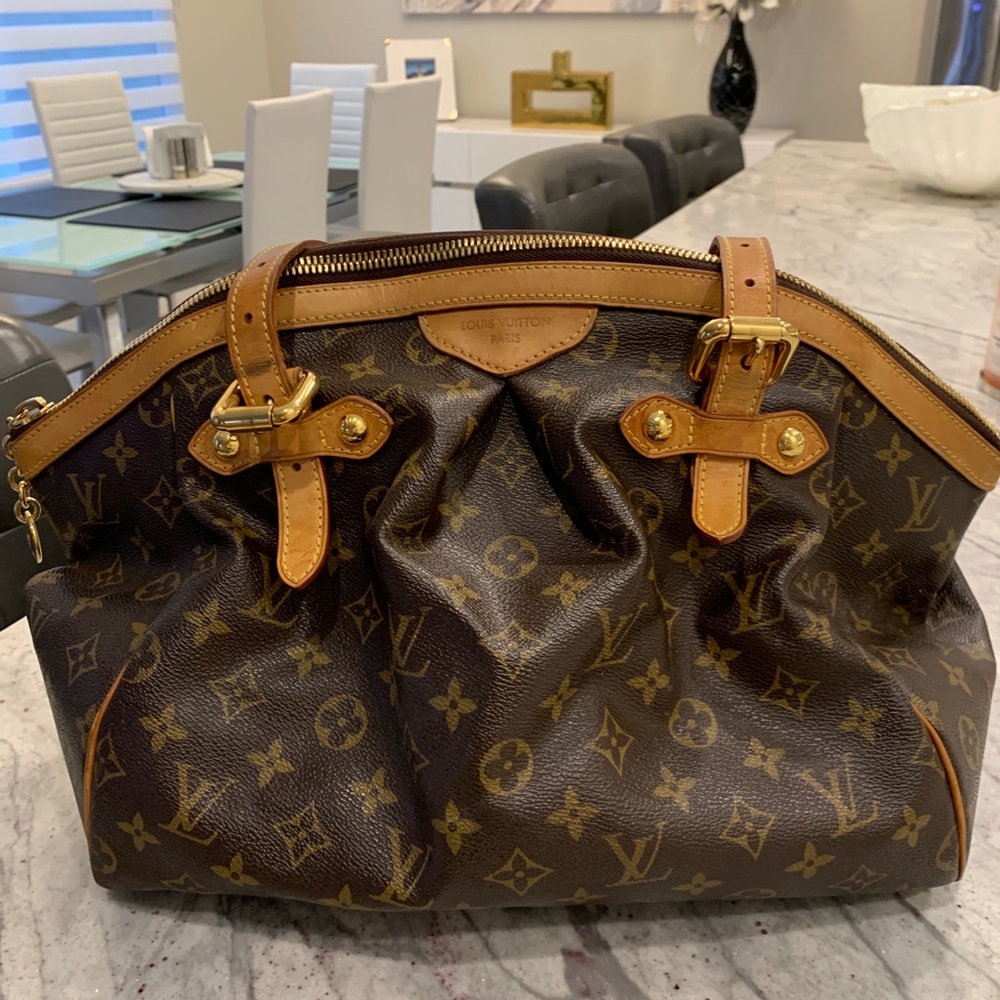 ✨ SOLD ✨Authentic Louis Vuitton Monogram Tivoli GM